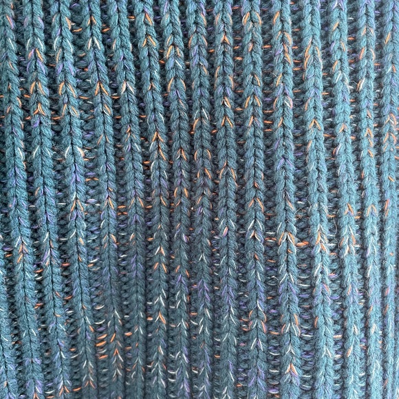 Brand New Never Worn Roots Infinite Scarf - Picture 2 of 4